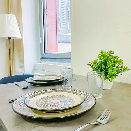 2 Proche De La Cathedrale Apartment