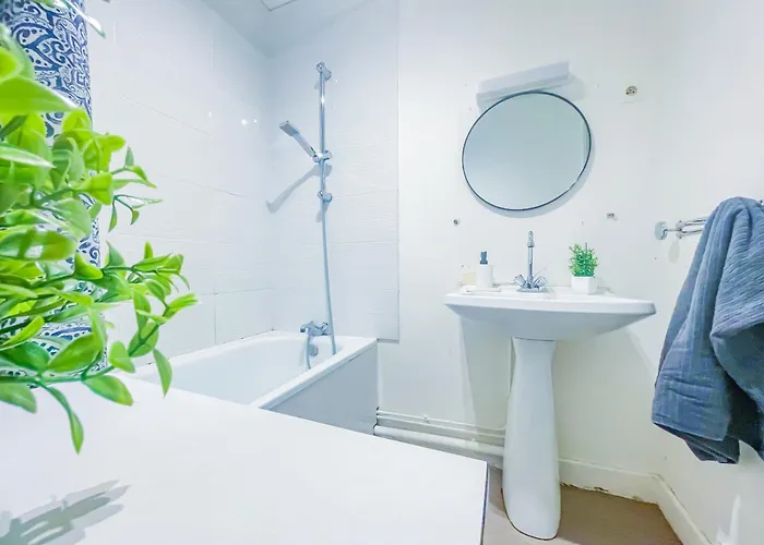 2 Proche De La Cathedrale